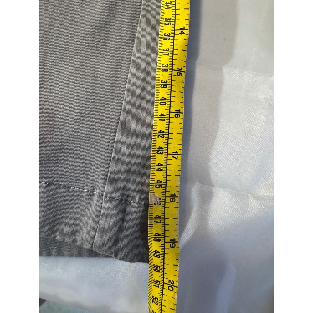 LL Bean Lakewashed Shorts Elastic Waist Women Large Gray Cotton Twill 8 Inseam - Picture 8 of 8
